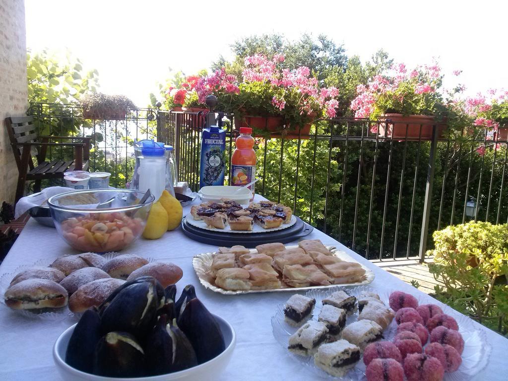 Villa Fiorita Grottammare Bagian luar foto