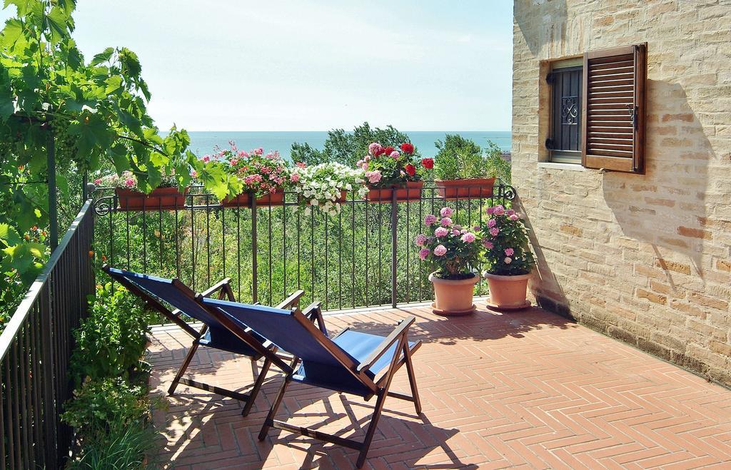 Villa Fiorita Grottammare Bagian luar foto